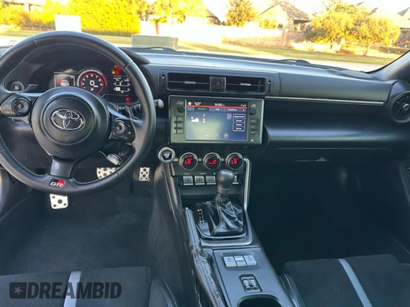 2022 Toyota GR86 Premium with VIN JF1ZNBF1XN8756583, listed as a Copart auction lot 81431304 with 18,872 mi miles and Non Repairable. Bid and sale history available at carsss.com. Image 9.