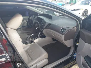 2012 Honda Civic EX-L z VIN 19XFB2F93CE052482, wystawiony jako IAAI lot #42227657 z przebiegiem 123 909 mil mil oraz . Historia ofert i sprzedaży dostępna na DreamBid. Obrazek 5.