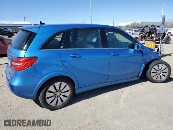 2014 Mercedes-Benz B with VIN WDDVP9AB6EJ004079, listed as a Copart auction lot 47135055 with 67,218 mi miles and Salvage Title. Bid and sale history available at carsss.com. Image 3.