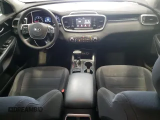 2020 Kia Sorento LX V6 with VIN 5XYPG4A55LG615010, listed as a Copart auction lot 51952105 with 85,800 mi miles and Clean Title. Bid and sale history available at carsss.com. Image 8.