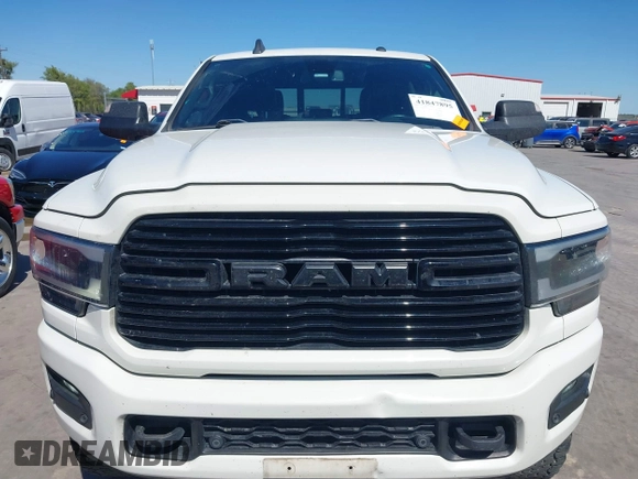 2019 Ram 2500 Laramie with VIN 3C6UR5FJ0KG684641, listed as a IAAI auction lot 41847895 with 127,668 mi miles. Bid and sale history available at carsss.com. Image 13.