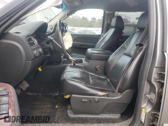 2007 Chevrolet Silverado 1500 LTZ with VIN 2GCEK13M971547772, listed as a Copart auction lot 88793325 with 286,325 mi miles and Salvage Title. Bid and sale history available at carsss.com. Image 7.