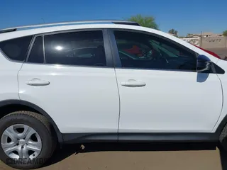 2014 Toyota RAV4 LE with VIN JTMBFREV8ED090319, listed as a IAAI auction lot 41980043 with 163,033 mi miles. Bid and sale history available at carsss.com. Image 14.