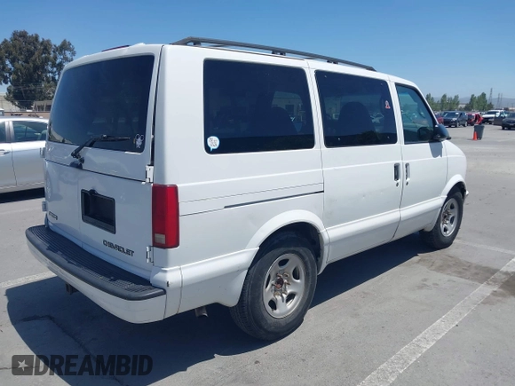 2003 Chevrolet Astro with VIN 1GNDM19X13B110549, listed as a IAAI auction lot 42203425 with 157,835 mi miles. Bid and sale history available at carsss.com. Image 4.