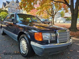 1988 Mercedes-Benz 560 with VIN WDBCA39D0JA410101, listed as a Copart auction lot 78961194 with 247,459 mi miles and Clean Title. Bid and sale history available at DreamBid. Image 2.