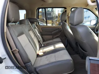 2007 Ford Explorer Eddie Bauer z VIN 1FMEU64EX7UB14220, wystawiony jako Copart lot #59122815 z przebiegiem 169 065 mil mil oraz Tytuł czysty. Historia ofert i sprzedaży dostępna na DreamBid. Obrazek 11.