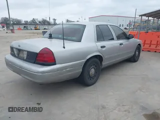2005 Ford Police Interceptor with VIN 2FAFP71W65X163932, listed as a IAAI auction lot 41531164 with 268,769 mi miles and . Bid and sale history available at DreamBid. Image 4.