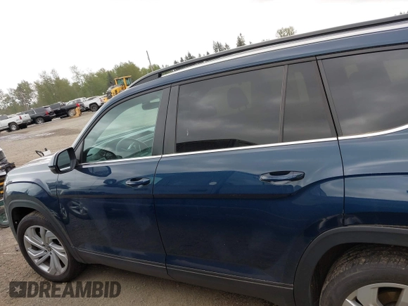 2021 Volkswagen Atlas SE z VIN 1V2WR2CA7MC568779, wystawiony jako IAAI lot #42132709 z przebiegiem 51 205 mil mil oraz . Historia ofert i sprzedaży dostępna na DreamBid. Obrazek 13.
