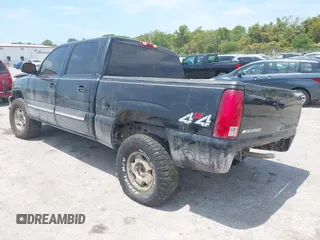 2005 Chevrolet Silverado 1500 LT with VIN 2GCEK13T351266474, listed as a IAAI auction lot 42098149 with 225,667 mi miles and . Bid and sale history available at DreamBid. Image 3.