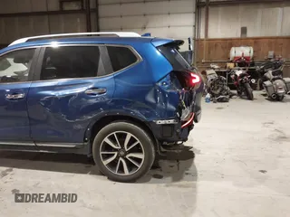 2019 Nissan Rogue SL with VIN 5N1AT2MV6KC784646, listed as a IAAI auction lot 41359980 with 99,507 mi miles. Bid and sale history available at carsss.com. Image 21.