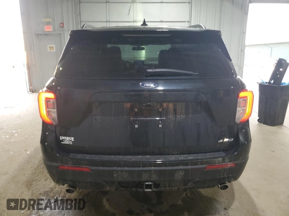 2022 Ford Explorer ST-Line with VIN 1FMSK8KH1NGC15546, listed as a Copart auction lot 84801794 with 37,745 mi miles and Salvage Title. Bid and sale history available at carsss.com. Image 6.