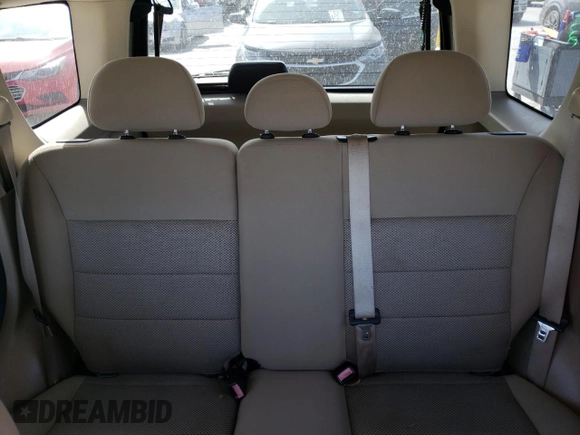 2005 Ford Escape XLT with VIN 1FMYU93105KC50944, listed as a Copart auction lot 50500965 with 133,532 mi miles and Salvage Title. Bid and sale history available at DreamBid. Image 10.