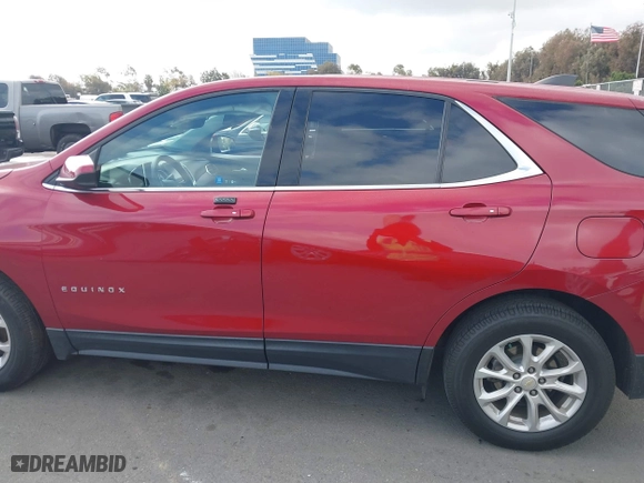 2018 Chevrolet Equinox LT with VIN 2GNAXJEV1J6129715, listed as a IAAI auction lot 41546715 with 143,941 mi miles. Bid and sale history available at carsss.com. Image 15.