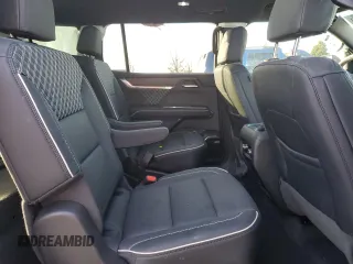 2024 GMC Acadia AWD Denali z VIN 1GKENRKS0RJ153029, wystawiony jako Copart lot #89339595 z przebiegiem 5 266 mil mil oraz Szkoda całkowita • Salvage title. Historia ofert i sprzedaży dostępna na DreamBid. Obrazek 11.