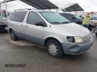 2002 Toyota Sienna CE with VIN 4T3ZF19C02U493816, listed as a IAAI auction lot 41813141 with 216,915 mi miles. Bid and sale history available at carsss.com. Image 1.