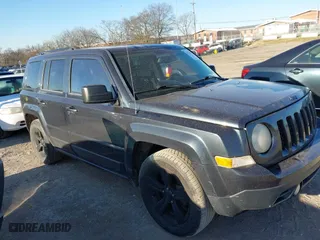 2014 Jeep Patriot Sport with VIN 1C4NJPBA9ED752653, listed as a IAAI auction lot 41744747 with 1 mi miles. Bid and sale history available at carsss.com. Image 6.