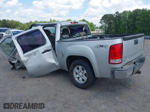 2011 GMC Sierra 1500 z VIN 3GTP2TE3XBG404001, wystawiony jako IAAI lot #42076859 z przebiegiem Nie podano mil oraz . Historia ofert i sprzedaży dostępna na DreamBid. Obrazek 3.
