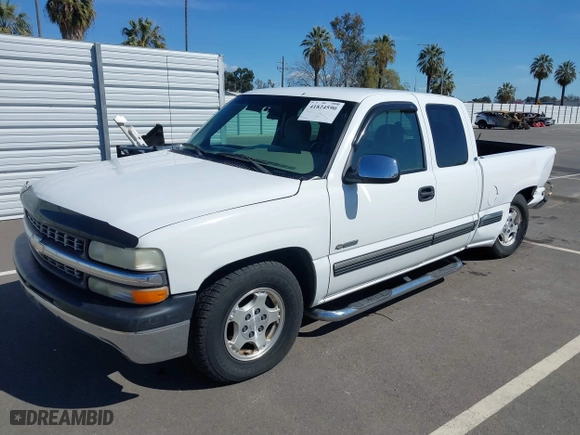 2001 Chevrolet Silverado 1500 LS with VIN 1GCEC19V61Z168966, listed as a IAAI auction lot 41824590 with 247,078 mi miles. Bid and sale history available at carsss.com. Image 17.