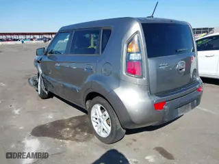 2010 Kia Soul ! with VIN KNDJT2A23A7094729, listed as a IAAI auction lot 41615567 with 159,419 mi miles. Bid and sale history available at carsss.com. Image 3.