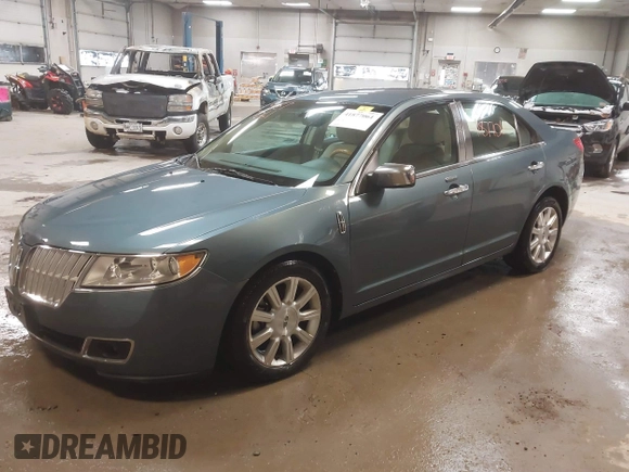 2012 Lincoln MKZ z VIN 3LNHL2GC1CR837698, wystawiony jako IAAI lot #41877061 z przebiegiem 129 411 mil mil oraz . Historia ofert i sprzedaży dostępna na DreamBid. Obrazek 17.