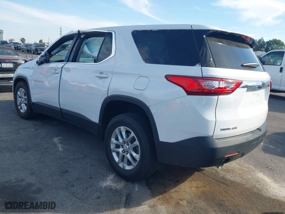 2021 Chevrolet Traverse LS with VIN 1GNERFKW5MJ249062, listed as a IAAI auction lot 40802547 with 50,235 mi miles. Bid and sale history available at carsss.com. Image 3.