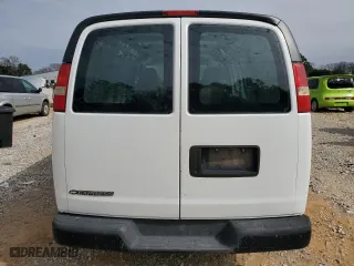 2008 Chevrolet Express Cargo Van with VIN 1GCFG15X381100357, listed as a Copart auction lot 45033105 with 72,226 mi miles and Salvage Title. Bid and sale history available at carsss.com. Image 6.