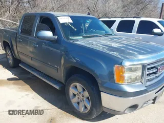 2008 GMC Sierra 1500 SLT z VIN 2GTEC13J281338944, wystawiony jako IAAI lot #41761417 z przebiegiem 211 486 mil mil oraz . Historia ofert i sprzedaży dostępna na DreamBid. Obrazek 1.