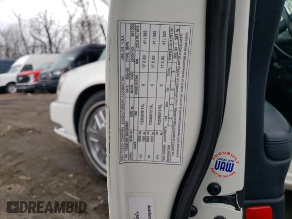 2006 Cadillac DTS Professional z VIN 1GEEH06Y56U500692, wystawiony jako Copart lot #47755545 z przebiegiem 26 810 mil mil oraz Szkoda całkowita • Salvage title. Historia ofert i sprzedaży dostępna na DreamBid. Obrazek 12.