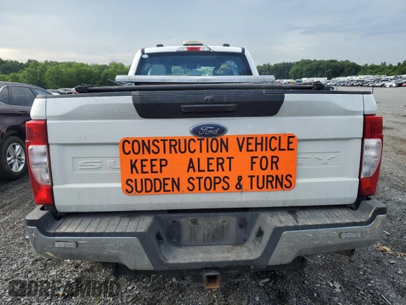 2021 Ford Super Duty F-250 SRW XL with VIN 1FT7X2B62MEC84196, listed as a Copart auction lot 63024314 with 204,613 mi miles and Salvage Title. Bid and sale history available at carsss.com. Image 6.