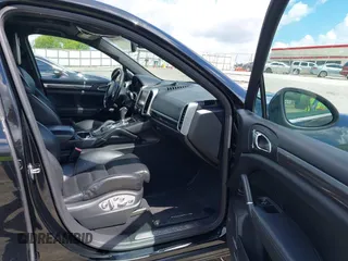 2011 Porsche Cayenne S Hybrid with VIN WP1AE2A20BLA92714, listed as a IAAI auction lot 42255019 with 101,274 mi miles and . Bid and sale history available at DreamBid. Image 5.