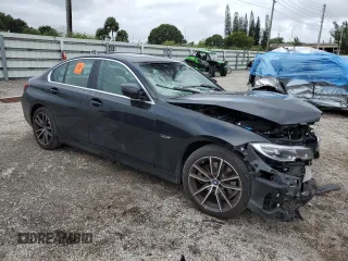 2022 BMW 3 Series 330e with VIN 3MW5P7J06N8C34517, listed as a Copart auction lot 78900564 with 38,126 mi miles and Non Repairable. Bid and sale history available at carsss.com. Image 4.
