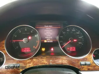 2009 Audi A8 4.2L z VIN WAUMV94E09N007038, wystawiony jako Copart lot #56249245 z przebiegiem 86 589 mil mil oraz Czysty tytuł • Clean title. Historia ofert i sprzedaży dostępna na DreamBid. Obrazek 9.