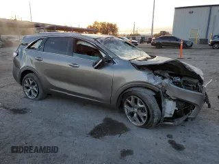 2016 Kia Sorento SXL with VIN 5XYPK4A12GG032749, listed as a Copart auction lot 85114774 with 111,220 mi miles and Salvage Title. Bid and sale history available at carsss.com. Image 4.