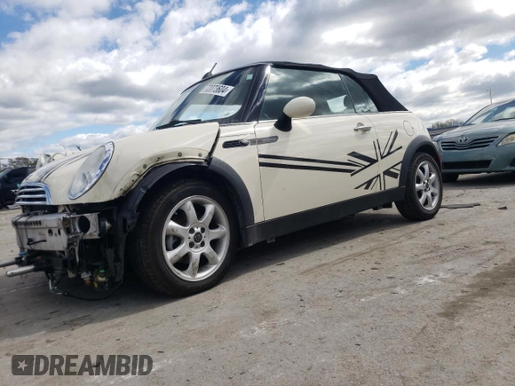 2008 MINI Convertible with VIN WMWRF33518TF67472, listed as a Copart auction lot 72073604 with 61,024 mi miles and Salvage title. Bid and sale history available at DreamBid. Image 1.