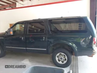 2003 Ford Excursion Limited with VIN 1FMSU43P13EC49035, listed as a IAAI auction lot 42546047 with 268,592 mi miles and . Bid and sale history available at DreamBid. Image 14.