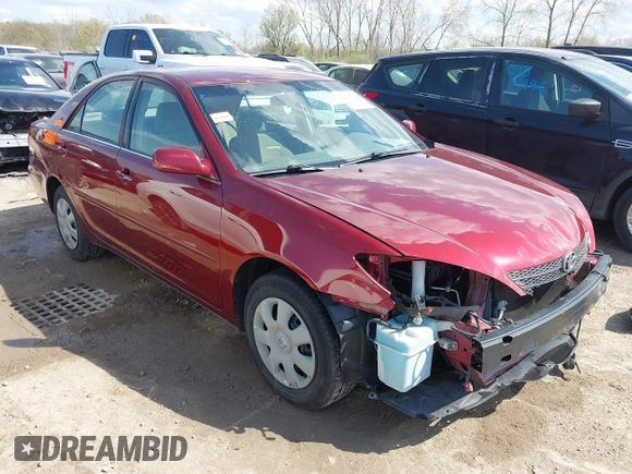 2004 Toyota Camry LE with VIN 4T1BE32K34U377605, listed as a IAAI auction lot 42107813 with 110,724 mi miles. Bid and sale history available at carsss.com. Image 1.