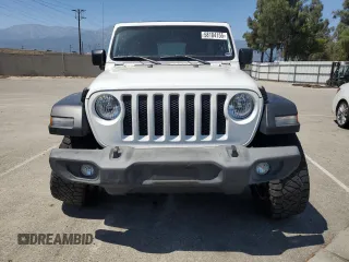2018 Jeep Wrangler Unlimited Sport S with VIN 1C4HJXDG5JW172653, listed as a Copart auction lot 58184155 with 81,872 mi miles and Salvage title. Bid and sale history available at DreamBid. Image 5.