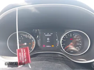 2018 Jeep Compass Sport with VIN 3C4NJCAB1JT301868, listed as a IAAI auction lot 41762166 with 119,933 mi miles. Bid and sale history available at carsss.com. Image 7.