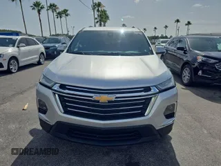 2022 Chevrolet Traverse LT Cloth z VIN 1GNEVGKW4NJ169495, wystawiony jako IAAI lot #42566410 z przebiegiem 34 588 mil mil oraz . Historia ofert i sprzedaży dostępna na DreamBid. Obrazek 6.