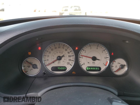 2004 Chrysler Town & Country Limited with VIN 2C8GP64L74R532888, listed as a Copart auction lot 89167885 with 95,004 mi miles and Salvage Title. Bid and sale history available at DreamBid. Image 9.