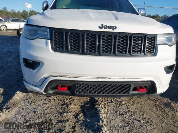 2017 Jeep Grand Cherokee Overland with VIN 1C4RJFCG8HC641729, listed as a IAAI auction lot 41233125 with 116,874 mi miles. Bid and sale history available at carsss.com. Image 17.