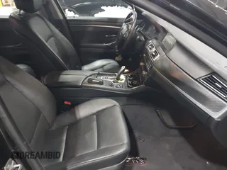 2013 BMW 5 Series 528i xDrive with VIN WBAXH5C57DD109045, listed as a IAAI auction lot 41525875 with 121,549 mi miles. Bid and sale history available at carsss.com. Image 5.
