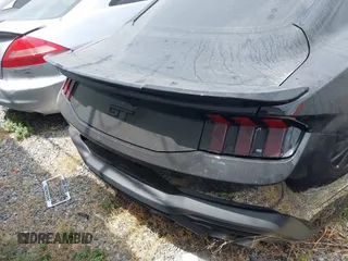 2024 Ford Mustang GT z VIN 1FA6P8CF5R5420461, wystawiony jako IAAI lot #42515797 z przebiegiem 28 636 mil mil oraz . Historia ofert i sprzedaży dostępna na DreamBid. Obrazek 17.