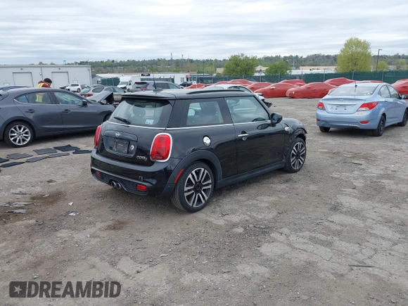 2020 MINI Hardtop Cooper S z VIN WMWXR5C00L2L44737, wystawiony jako IAAI lot #42091511 z przebiegiem 24 356 mil mil oraz . Historia ofert i sprzedaży dostępna na DreamBid. Obrazek 4.