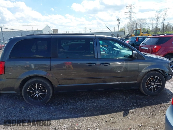 2017 Dodge Grand Caravan GT with VIN 2C4RDGEG3HR580517, listed as a IAAI auction lot 41994656 with 117,064 mi miles and . Bid and sale history available at DreamBid. Image 14.