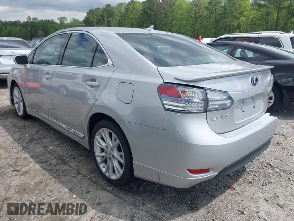 2010 Lexus HS 250h z VIN JTHBB1BA6A2014293, wystawiony jako IAAI lot #41948412 z przebiegiem 224 399 mil mil oraz . Historia ofert i sprzedaży dostępna na DreamBid. Obrazek 3.