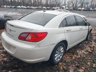 2008 Chrysler Sebring LX with VIN 1C3LC46J48N197821, listed as a IAAI auction lot 41519730 with 66,343 mi miles. Bid and sale history available at carsss.com. Image 4.