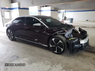 2023 Lucid Air Grand Touring z VIN 50EA1GBA6PA002528, wystawiony jako Copart lot #68947034 z przebiegiem 17 034 mil mil oraz Szkody całkowita. Historia ofert i sprzedaży dostępna na DreamBid. Obrazek 4.
