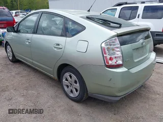 2007 Toyota Prius z VIN JTDKB20U277685606, wystawiony jako IAAI lot #42275241 z przebiegiem 291 225 mil mil oraz . Historia ofert i sprzedaży dostępna na DreamBid. Obrazek 3.