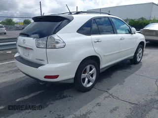 2008 Lexus RX 350 z VIN 2T2GK31U98C054549, wystawiony jako IAAI lot #42249554 z przebiegiem 166 641 mil mil oraz . Historia ofert i sprzedaży dostępna na DreamBid. Obrazek 4.